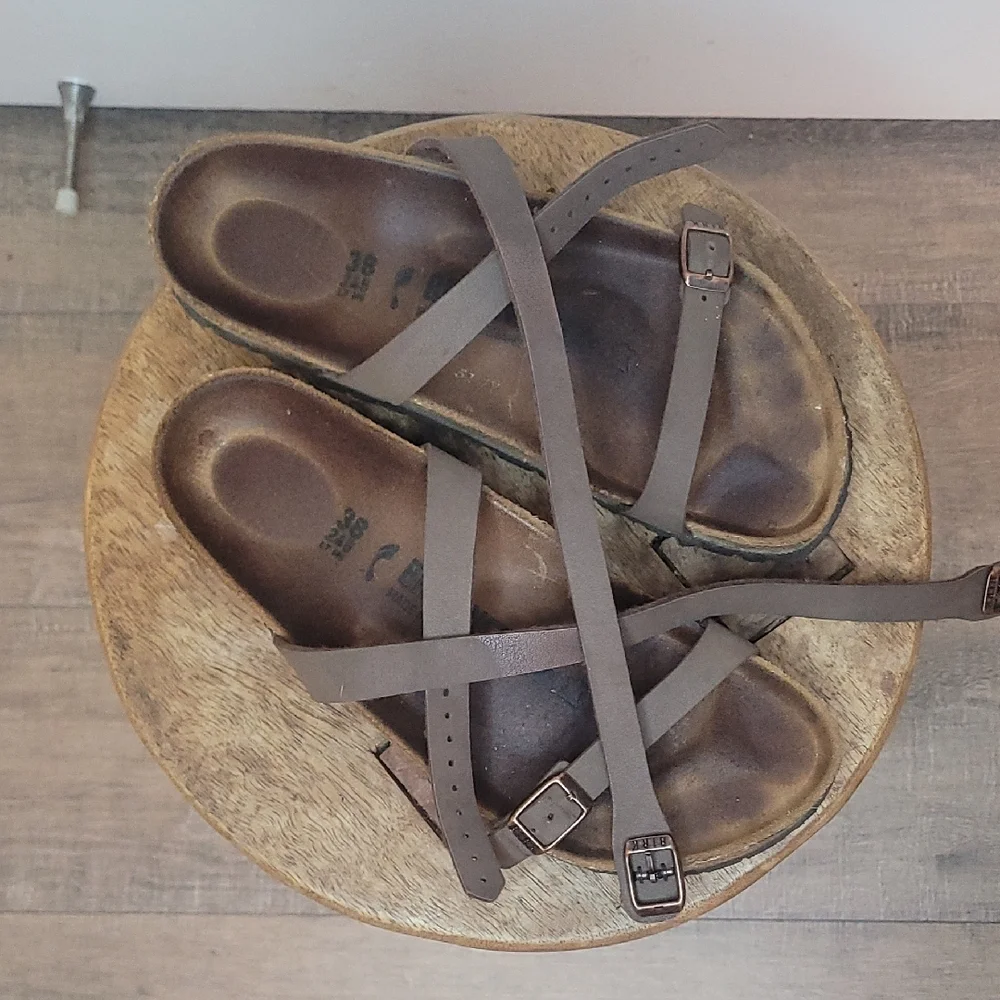 Birkenstock Daloa Ankle Strap Sandals - Picture 2 of 4
